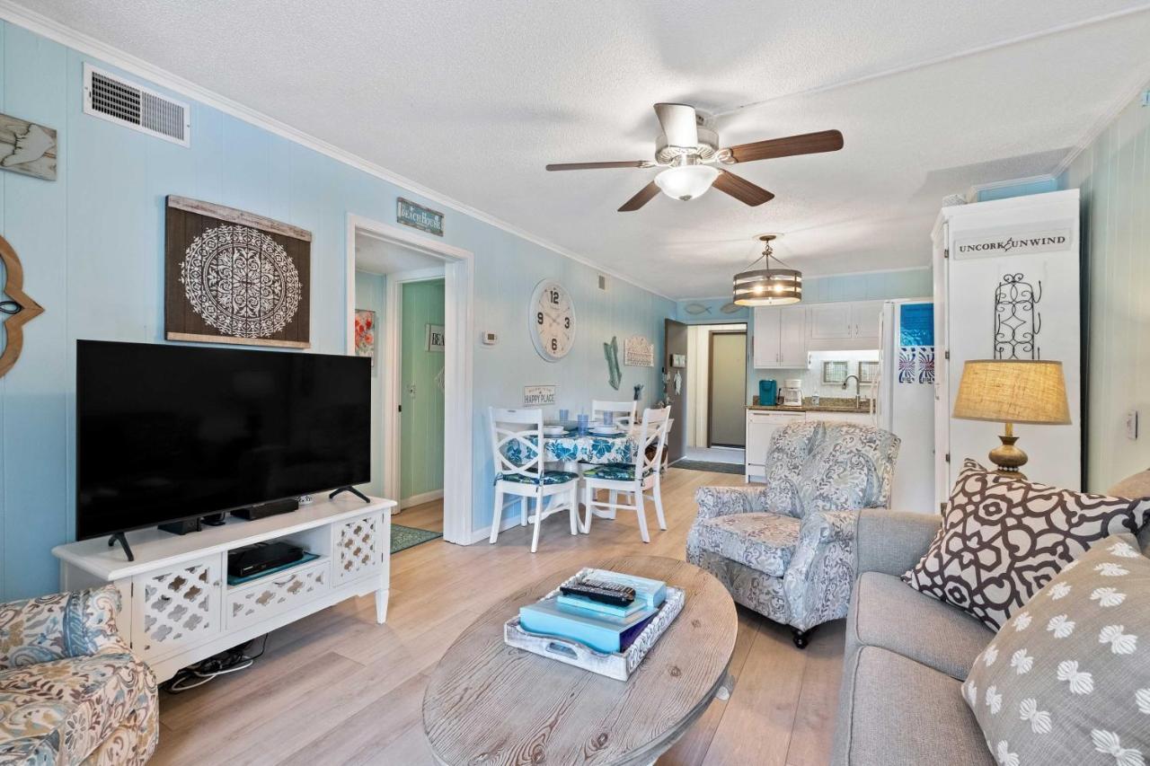 Villa With Prime Location Walk To Beach And Coligny! Hilton Head Island Eksteriør billede